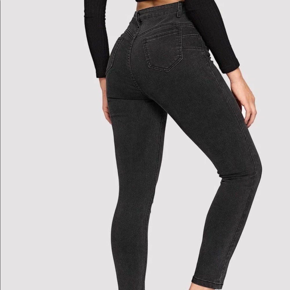 Black solid jeans